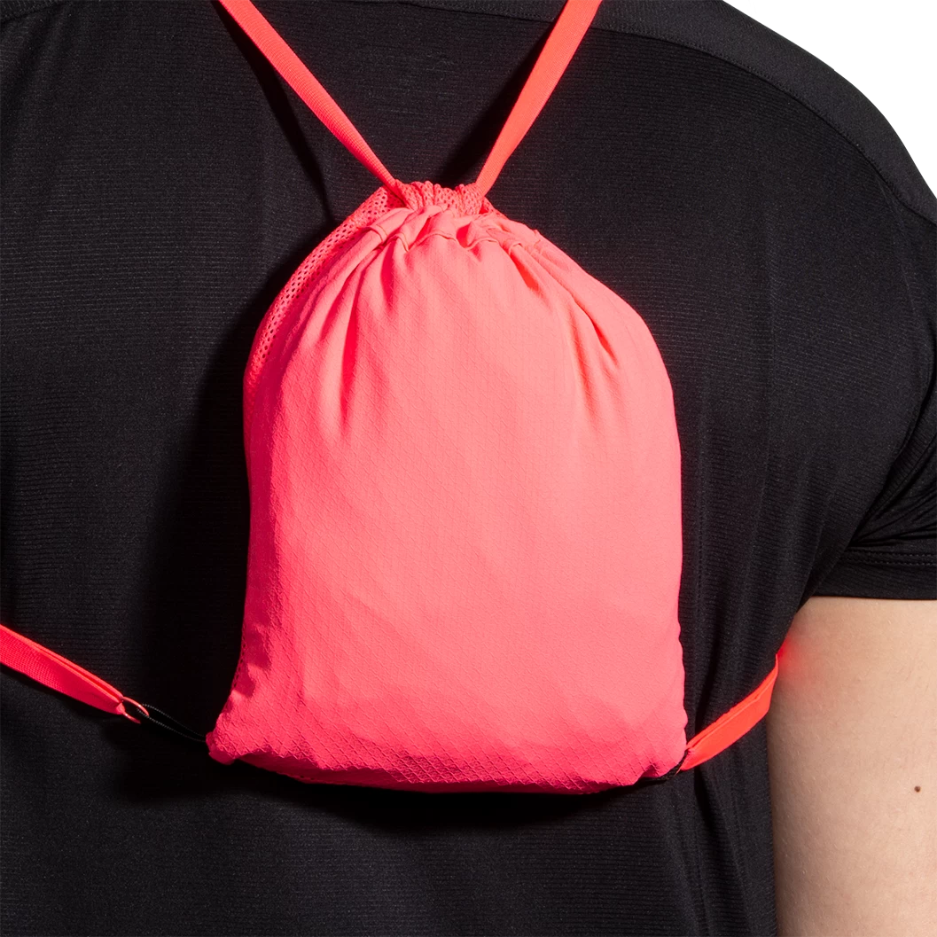 BROOKS Women's Canopy Jacket (633 - Razzmatazz/Quartz/Hyper Pink) - Image 8