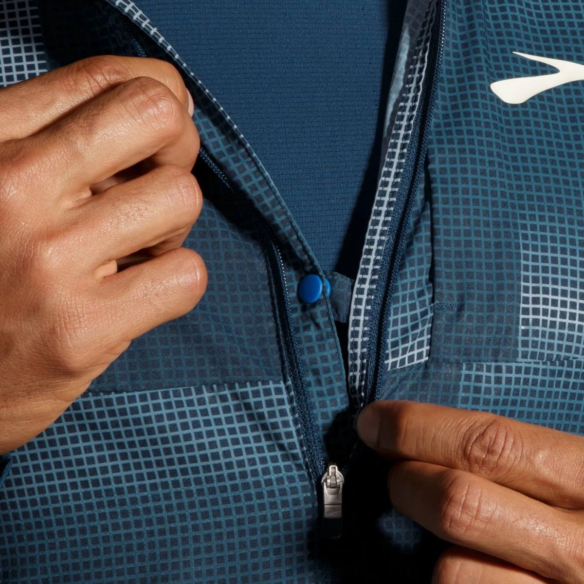 Men's Brooks Canopy Jacket - 211385-406 - Image 5