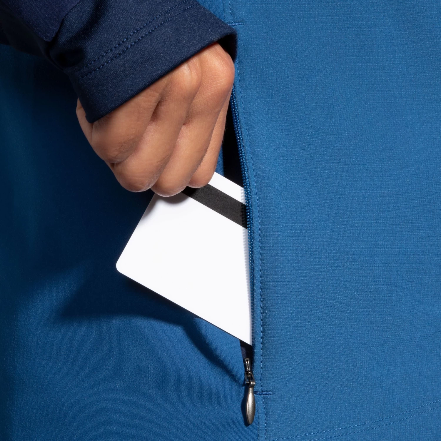 Women's Brooks Fusion Hybrid Jacket - 221499-463 - Image 6