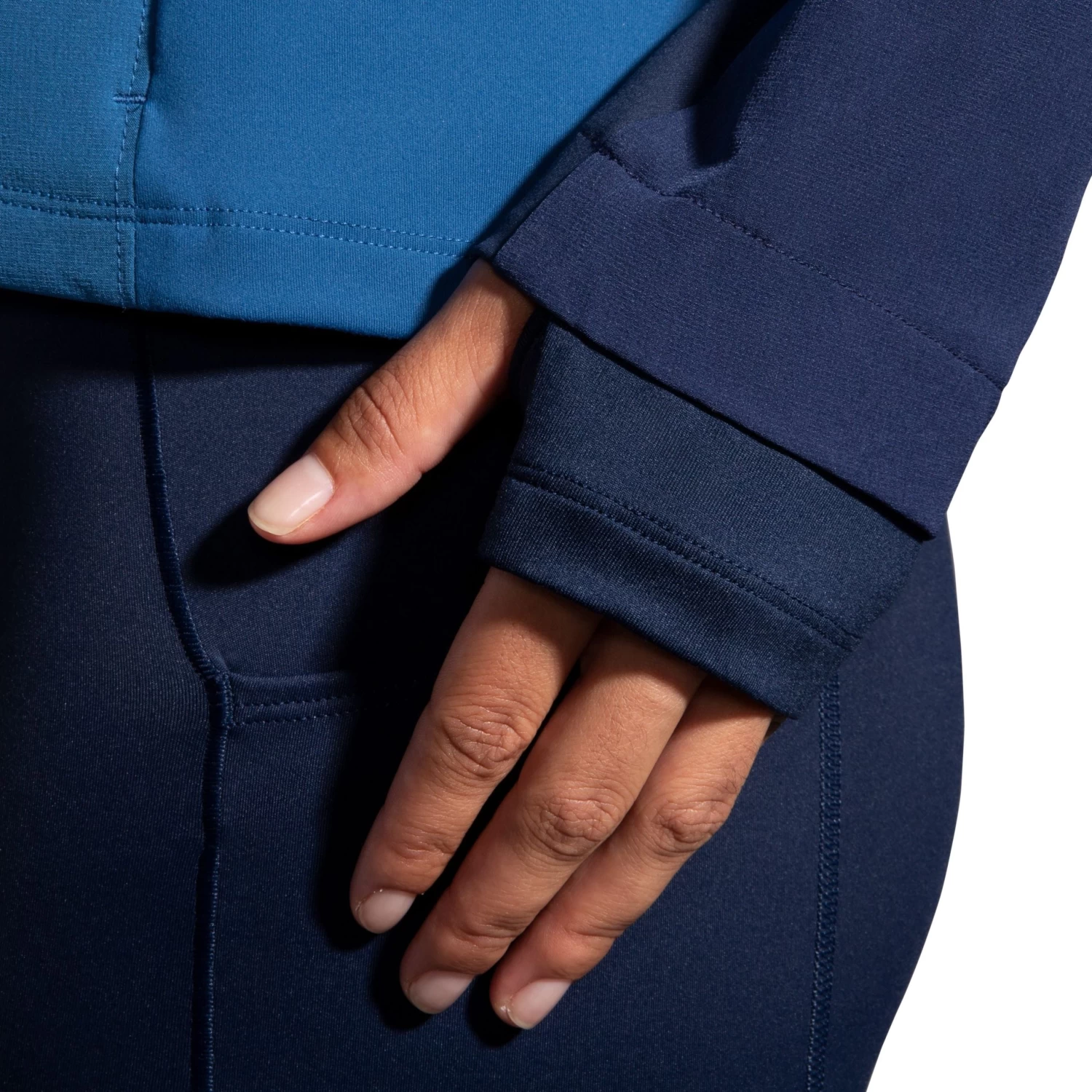 Women's Brooks Fusion Hybrid Jacket - 221499-463 - Image 8